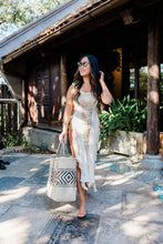 Load image into Gallery viewer, Candela coverup