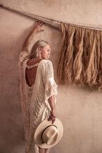 Load image into Gallery viewer, Magdalena coverup